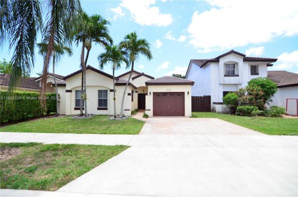 Shoma Homes At Kendall, 14226 SW 90th Ter, Kendall, Florida 33186, image 3
