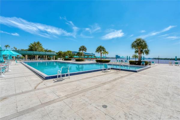 Arlen House West, 500 Bayview Dr #231, Sunny Isles Beach, Florida 33160, image 1