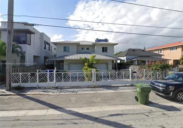 3144 New York St #3144, Miami, Florida 33133, image 1