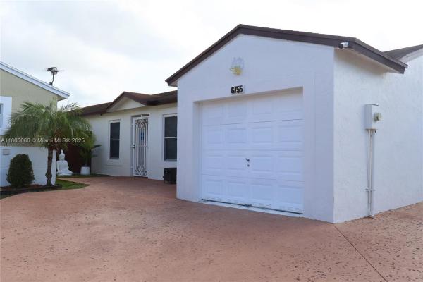 6755 NW 199th St, Hialeah, Florida 33015, image 1