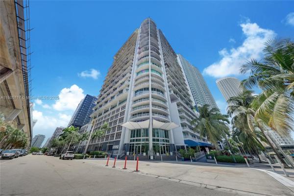 Neo Vertika, 690 SW 1st Ct #2109, Miami, Florida 33130, image 2