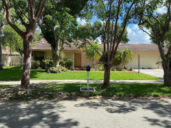 Sabal Chase, 11611 SW 112th St, Kendall, Florida 33176, image 1