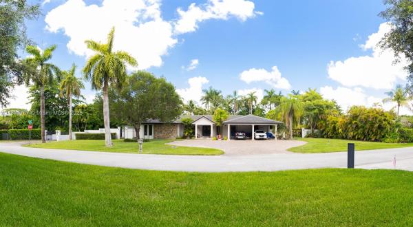 Intag Sunkist Estates, 6805 SW 82nd Ct, Glenvar Heights, Florida 33143, image 2