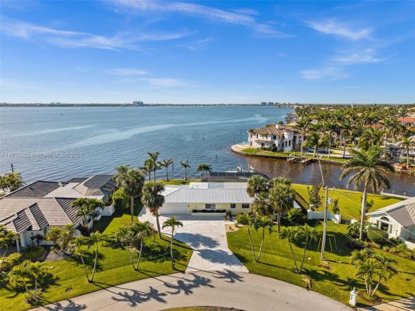 Cape Coral, 1600 Edith Esplanade, Cape Coral, Florida 33904, image 1