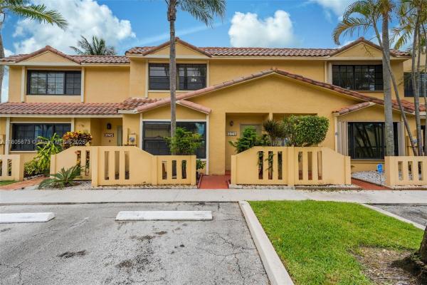 Palm Isles At Welleby, 3947 NW 94th Ter #3947, Sunrise, Florida 33351, image 1