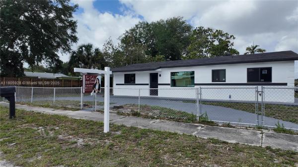 Vista Verde, 3800 NW 208th St, Miami Gardens, Florida 33055, image 1
