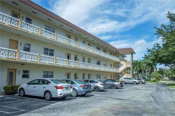 Melaleuca Gardens, 5141 W Oakland Park Blvd #210, Lauderdale Lakes, Florida 33313, image 1