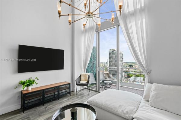 Neo Vertika, 690 SW 1st Ct #2717, Miami, Florida 33130, image 2