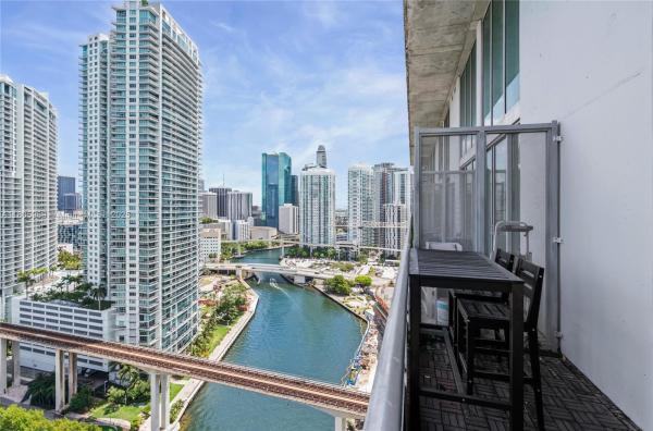 Neo Vertika, 690 SW 1st Ct #2717, Miami, Florida 33130, image 3
