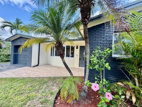 Hollywood Homesites High School, 1415 Coolidge St, Hollywood, Florida 33020, image 2