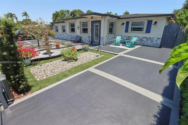 Hialeah Homes, 101 NE 9th Ave, Hialeah, Florida 33010, image 1