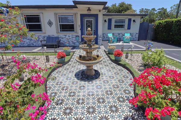 Hialeah Homes, 101 NE 9th Ave, Hialeah, Florida 33010, image 2