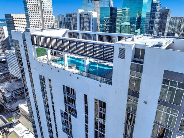 Centro, 151 SE 1st St #PH11, Miami, Florida 33131, image 1