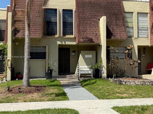 Westview, 8992 Palm Tree Ln #8992, Pembroke Pines, Florida 33024, image 1