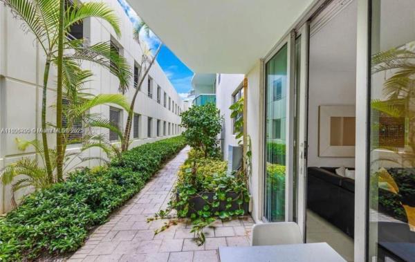Tides On Hollywood Beach, 3901 S Ocean Dr #1B, Hollywood, Florida 33019, image 1