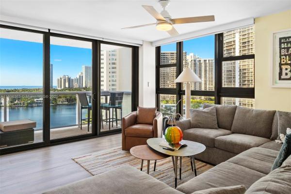 Waterview 2, 20515 E Country Club Dr #1248, Aventura, Florida 33180, image 2