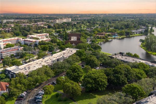 International Village At Inverrary, 3680 Inverrary Dr #3J, Lauderhill, Florida 33319, image 1