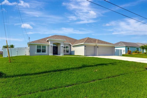 2316 SW Santana Ave, Port St. Lucie, Florida 34953, image 3