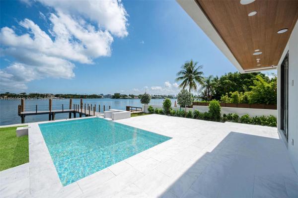 Biscayne Beach, 1351 Stillwater Dr, Miami Beach, Florida 33141, image 1