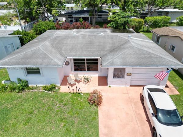 Paradise Gardens 1, 1090 NW 66th Ter, Margate, Florida 33063, image 1