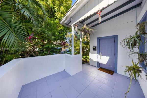 Biscayne Park Estates, 12125 NE 5th Ave, North Miami, Florida 33161, image 1