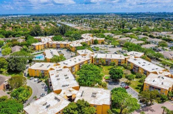 Heritage Circle, 4334 NW 9th Ave #7-2F, Deerfield Beach, Florida 33064, image 1
