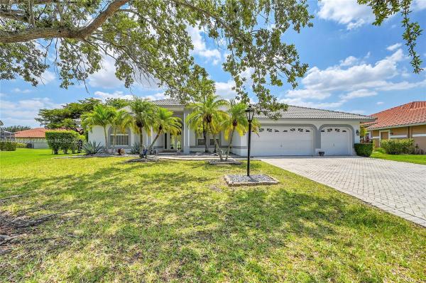 Kensington Commons, 5362 NW 108th Way, Coral Springs, Florida 33076, image 1