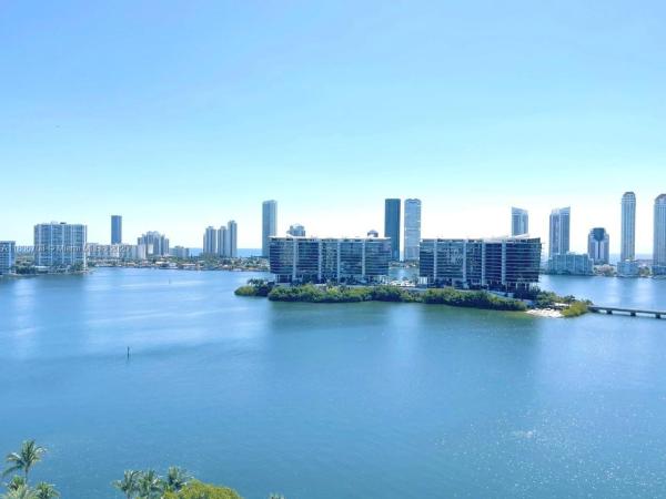 The Peninsula 2, 3301 Ne 183rd St #1705, Aventura, Florida 33160, image 1