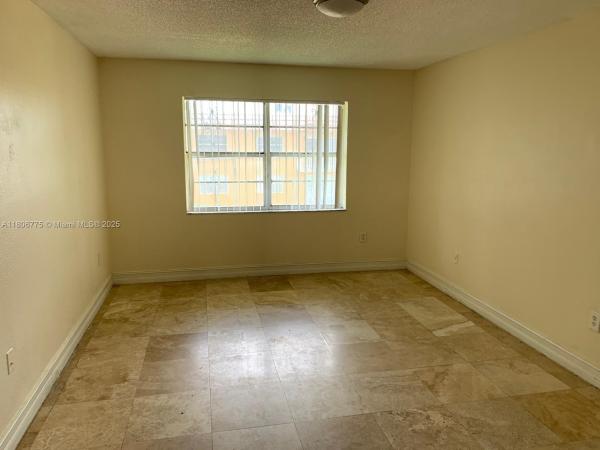 New World, 505 NW 177th St #211, Miami Gardens, Florida 33169, image 2