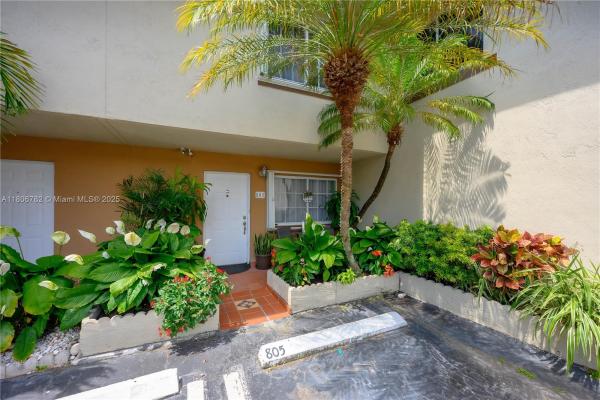 Chateaubleau Villas, 451 NW 82nd Ave #805, Fountainebleau, Florida 33126, image 2