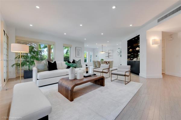 Padua At Deering Bay, 13637 Deering Bay Dr #231, Coral Gables, Florida 33158, image 2