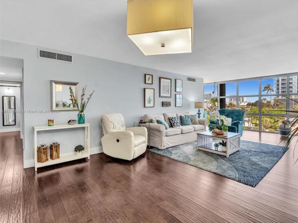 6423 Collins Ave #409, Miami Beach, Florida 33141, image 1