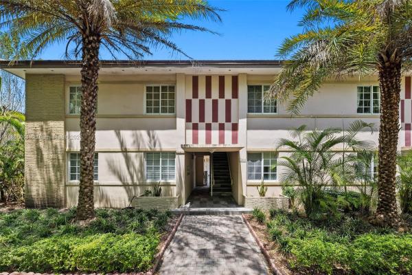Bella Salzedo, 1300 Salzedo St #1, Coral Gables, Florida 33134, image 3