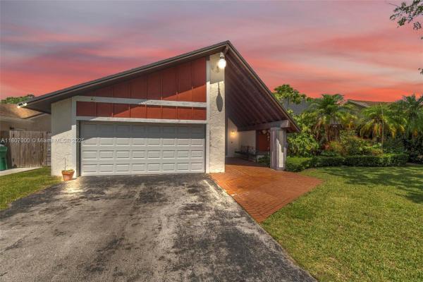 Calusa Club Estates, 10210 SW 133rd Ct, The Crossings, Florida 33186, image 1