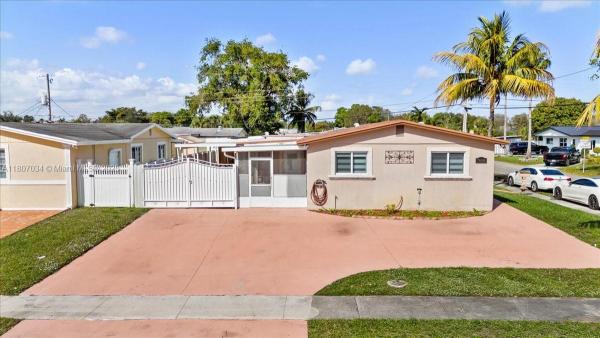 Driftwood Estates, 7601 Simms St, Hollywood, Florida 33024, image 2