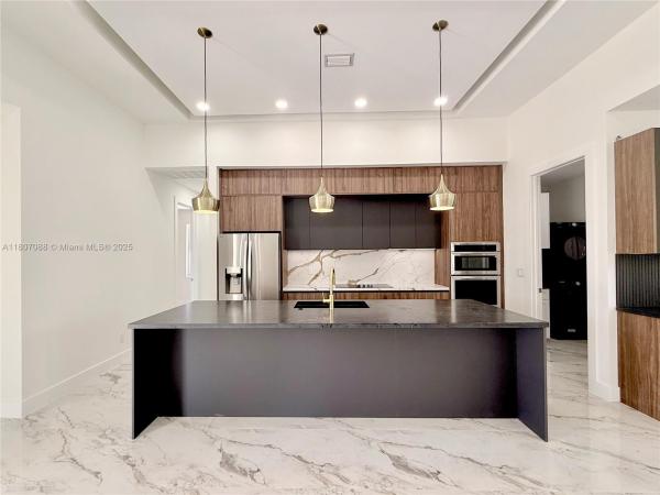 1115 NW 19th Pl, Cape Coral, Florida 33993, image 3