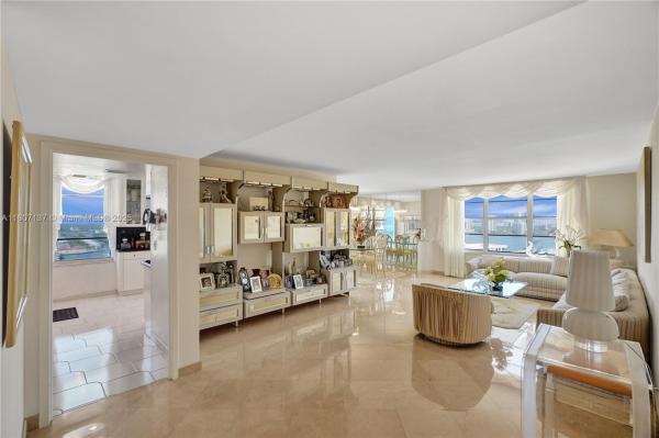 Winston Towers 400, 231 174th St #2319, Sunny Isles Beach, Florida 33160, image 1