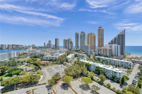 Winston Towers 400, 231 174th St #2319, Sunny Isles Beach, Florida 33160, image 2