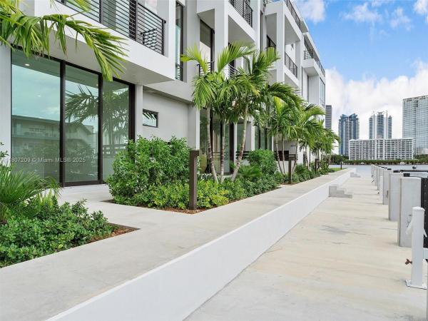 4004 NE 167th St, North Miami Beach, Florida 33160, image 1