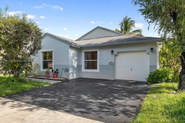 Dimensions, 20770 NW 1st St, Pembroke Pines, Florida 33029, image 1