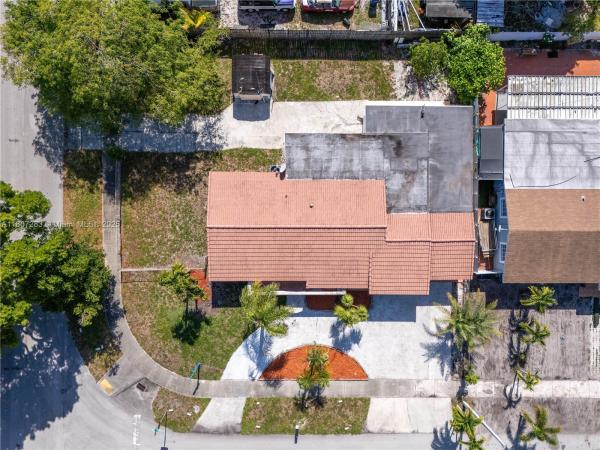 19704 NW 48th Ct, Miami Gardens, Florida 33055, image 1