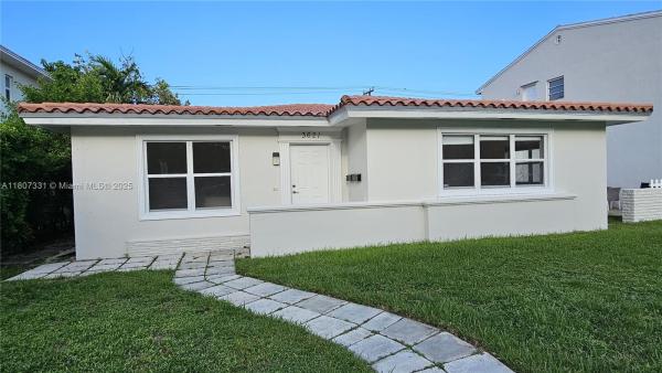 Coconut Grove, 3621 Ponce De Leon Blvd, Coral Gables, Florida 33134, image 1