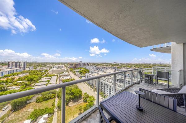 Strada 315, 315 NE 3rd Ave #1809, Fort Lauderdale, Florida 33301, image 1