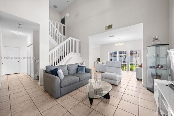 15490 SW 18th Ln, Unincorporated Dade County, Florida 33185, image 2