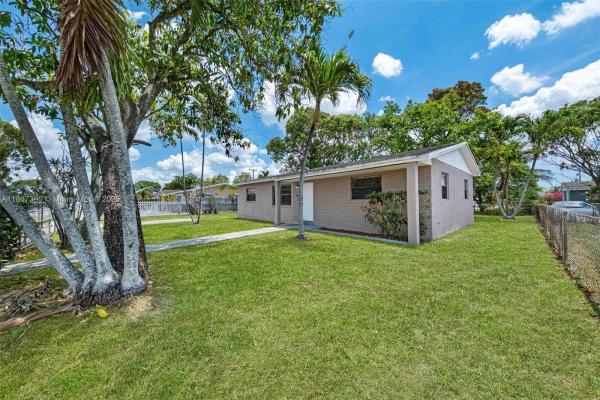 Lakewood Estates, 20525 NW 28th Ct, Miami Gardens, Florida 33056, image 2