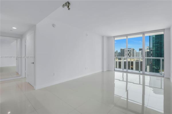 500 Brickell East, 500 Brickell Ave #3103, Miami, Florida 33131, image 2