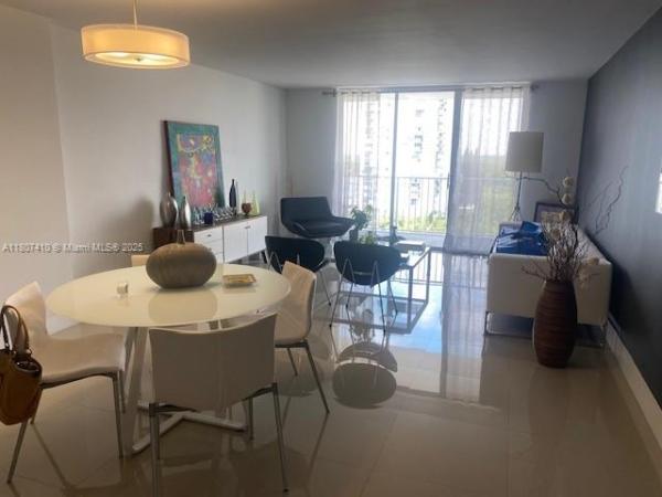 Admirals Port West, 2801 NE 183rd St #1011W, Aventura, Florida 33160, image 3