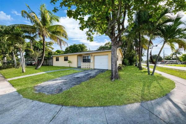 Sunrise Golf Village, 2391 NW 63rd Ter, Sunrise, Florida 33313, image 3
