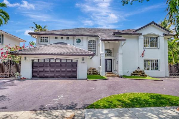 Graham West, 8360 NW 159th Ter, Miami Lakes, Florida 33016, image 1