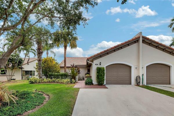 Kings Court West, 8573 SW 115th Ct, Kendall, Florida 33173, image 3